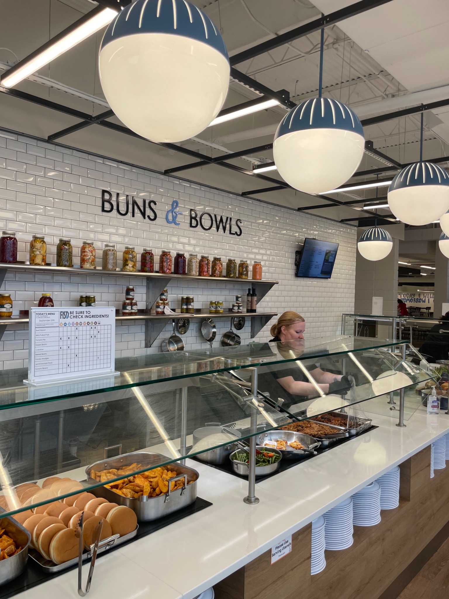 Stratford Academy marketplace servery after renovation